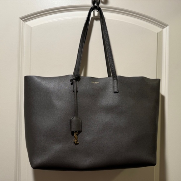 SHOPPING SAINT LAURENT LEATHER TOTE - Picture 7 of 14